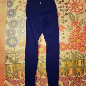 Lululemon Navy Ankle Workout Leggings